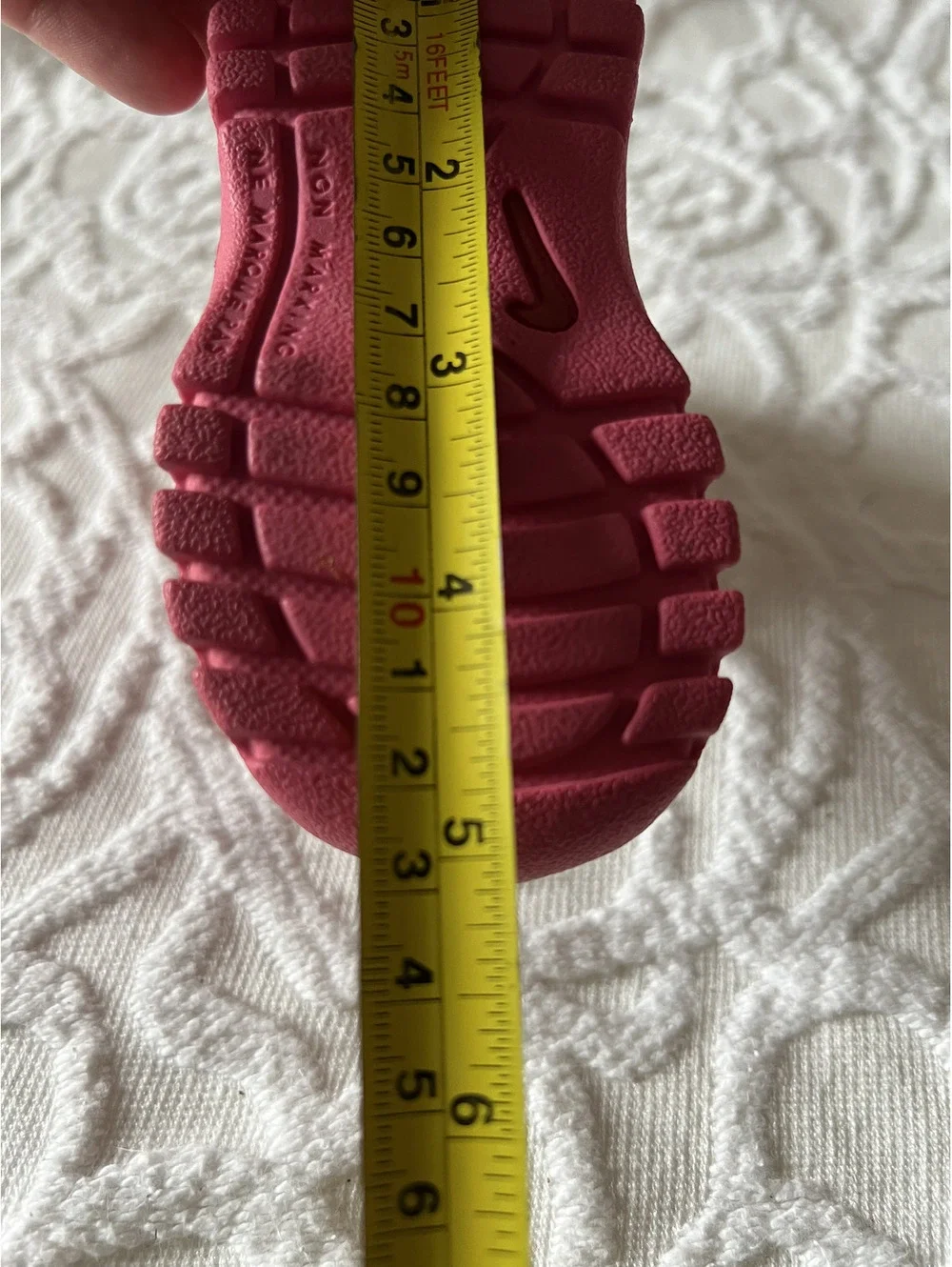 Vintage Y2K Nike Yucan Pink Insulated Winter Sneaker Boots